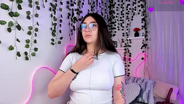 Samii Evans online show from April 14, 6:35 am