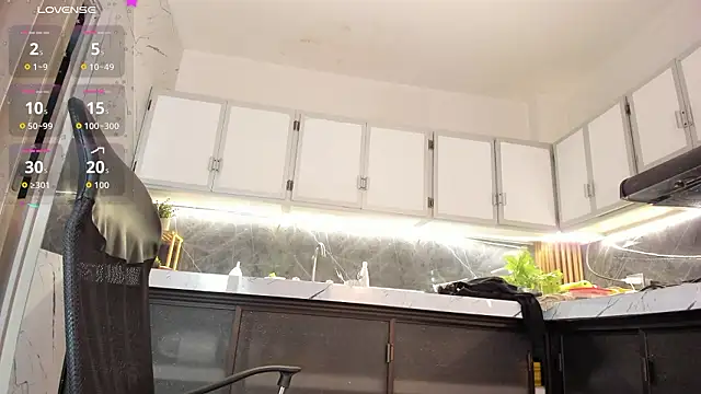 nicol snow online show from March 16, 7:18 pm