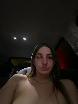 DoriDeluxe66 online show from July 28, 8:52 pm