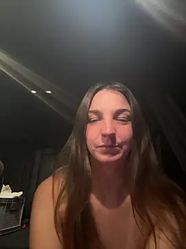 Snapshot of DoriDeluxe66 chatting on October 7, 9:52 pm DoriDeluxe66 online show from October 7, 9:52 pm