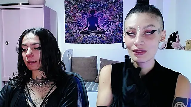 Snapshot of _onthary_6 chatting on October 20, 6:11 pm onthary 6 online show from October 20, 6:11 pm