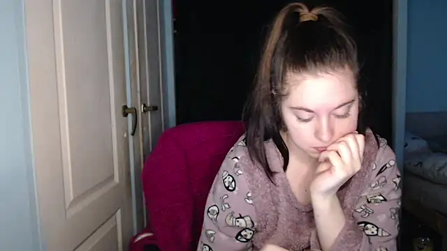 ryhhnnagold99 online show from January 13, 4:22 pm