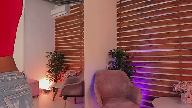  MeganRain online show from March 18, 8:52 am