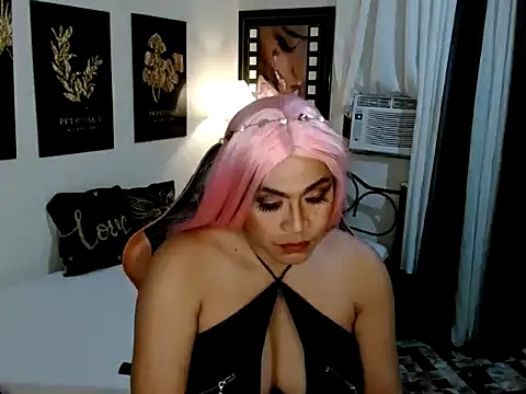 UrhotGoddess online show from September 18, 12:58 pm