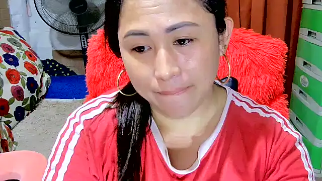 Ugly Filipina online show from September 28, 9:36 am