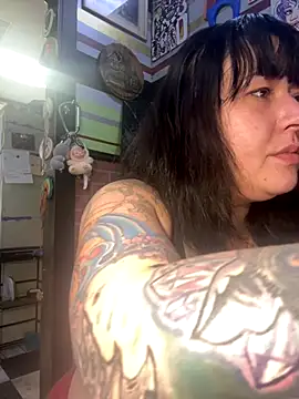 evacheers online show from November 11, 5:03 am