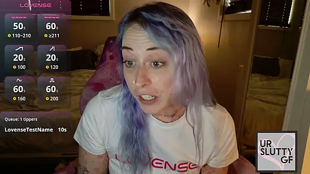 ursluttygf online show from May 12, 2:24 pm