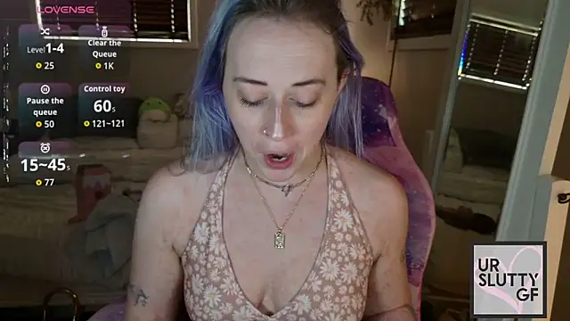 ursluttygf online show from May 26, 3:11 pm