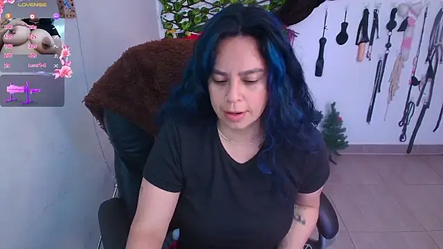 elektra 32 online show from February 17, 12:15 pm