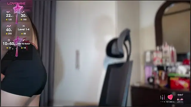 MISSANACONDA online show from March 28, 6:02 am