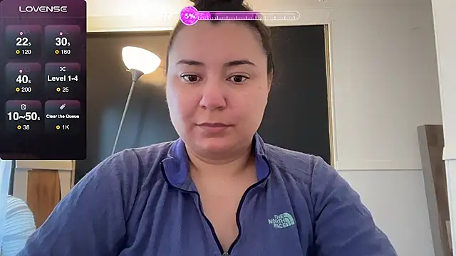 ariahastings942 online show from April 18, 12:29 pm