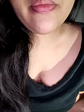 Annerae online show from November 6, 8:59 pm