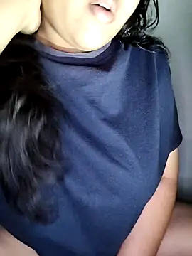 Annerae online show from February 20, 5:03 pm