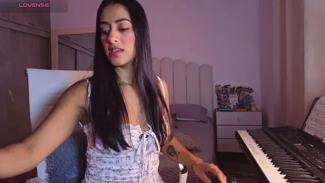 Brown skin11 online show from June 17, 10:55 pm