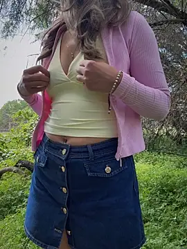 LetsFunKARINA online show from May 17, 5:17 am