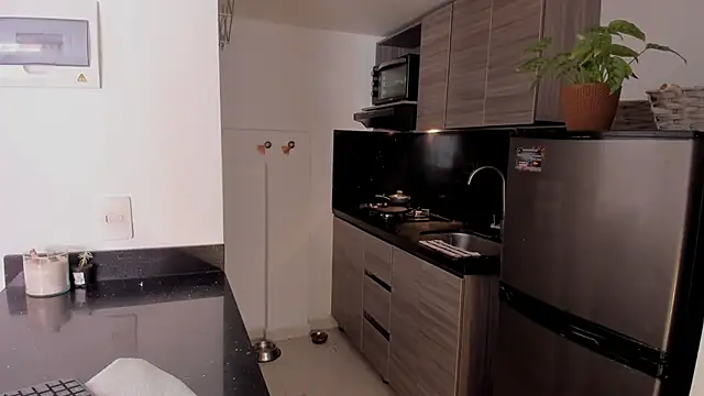 mariam hill online show from November 20, 2:18 pm