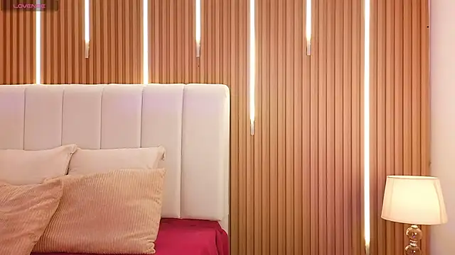 KimSensual  online show from April 9, 12:32 pm