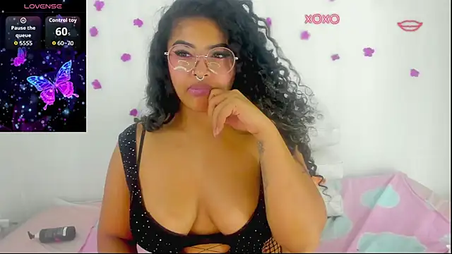 Snapshot of moana_taylor chatting on September 20, 11:08 am moana taylor online show from September 20, 11:08 am