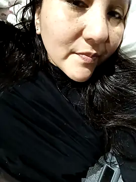 Gatubela212 online show from October 31, 11:20 pm