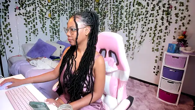 violeta milleer online show from November 20, 5:14 pm