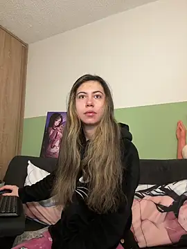 lilly sweett online show from February 4, 10:57 pm