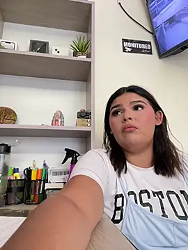 Lia sexx online show from April 6, 6:31 pm