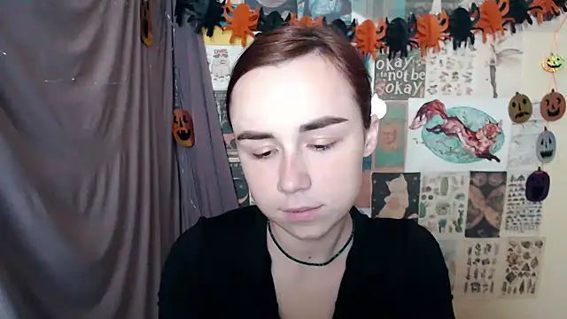 VeryVeryVeryShy  online show from October 20, 5:54 am