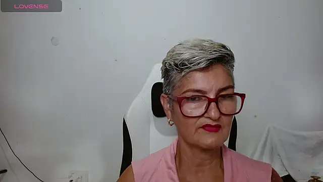 bety-cum2 online show from June 5, 11:55 pm