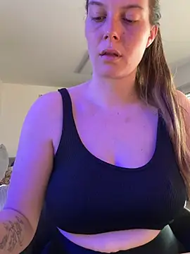 newMichelle online show from April 14, 6:02 am