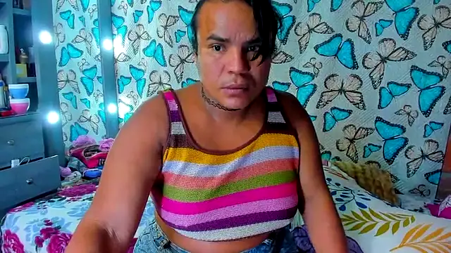 lafugosaluciana online show from March 24, 4:29 am