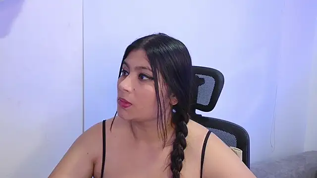 annylouis online show from September 30, 7:19 pm