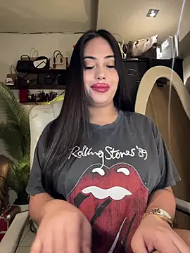 BigDominaMia online show from March 13, 4:14 am