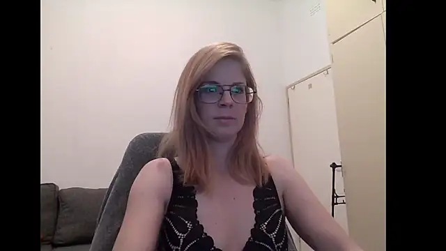 SavannaGirly online show from September 24, 6:56 am