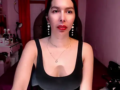 TSDESIREcindy29 online show from July 28, 11:08 am