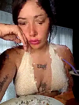 Ku-Lona online show from November 30, 8:57 pm