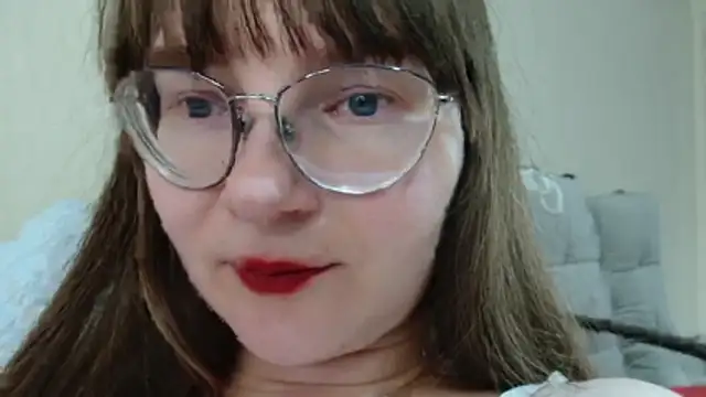 KiraGoldens online show from March 17, 12:31 pm