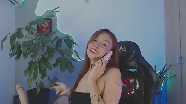 LauPolett online show from April 12, 12:14 am