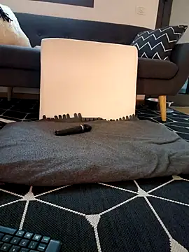 AryaSummersReal online show from December 19, 9:12 am