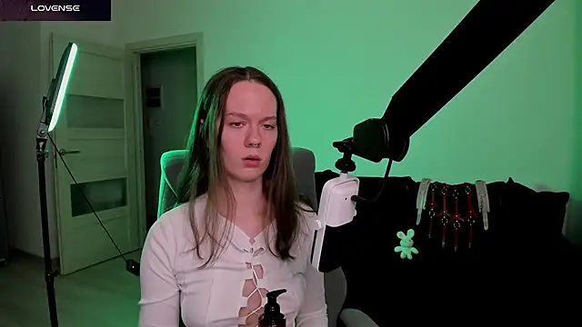 SharkyBaby online show from March 7, 5:53 pm