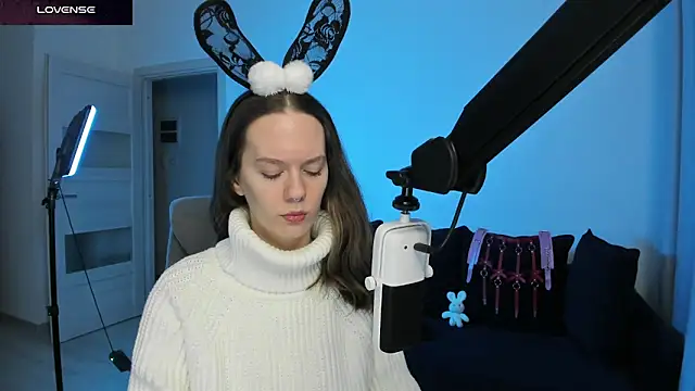 SharkyBaby online show from February 24, 6:06 pm