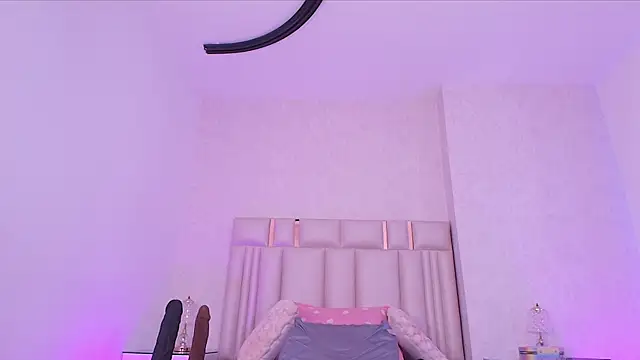  carolina fox online show from May 30, 3:26 am