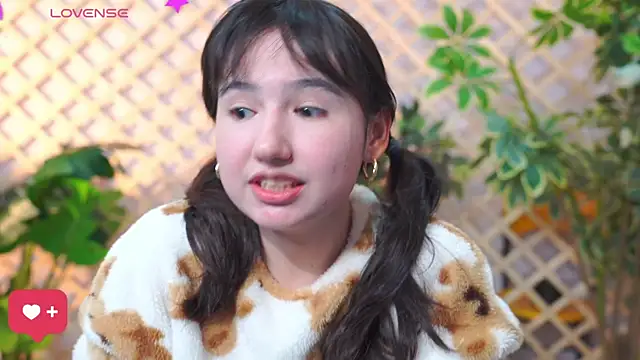 Pinkie Princes online show from October 1, 5:34 am