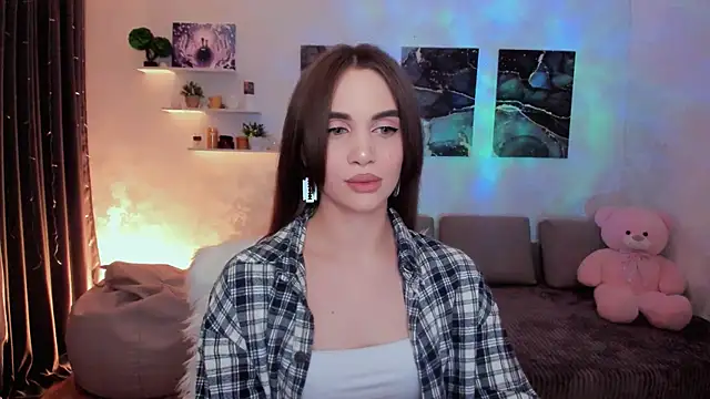 aPieceOfJoy online show from December 14, 8:58 pm