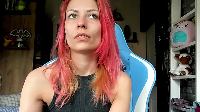 karo123421 online show from April 1, 9:43 am