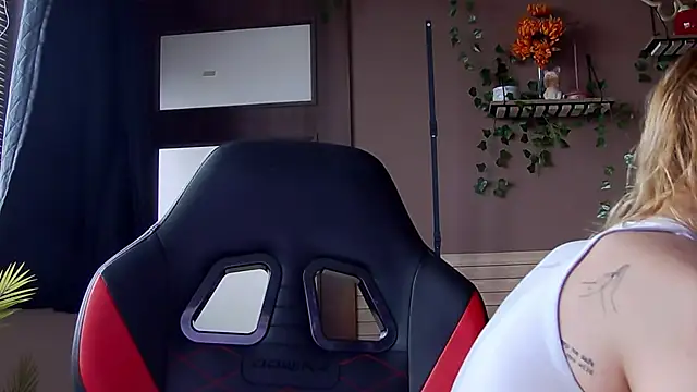 karo123421 online show from February 16, 7:52 am