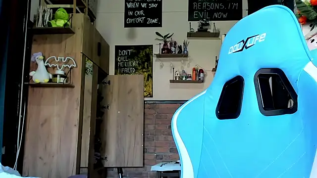 karo123421 online show from April 15, 8:59 am