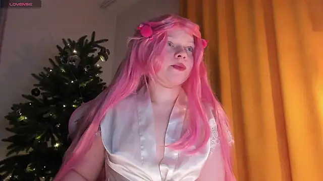 SueNiceeeee online show from January 7, 3:32 am