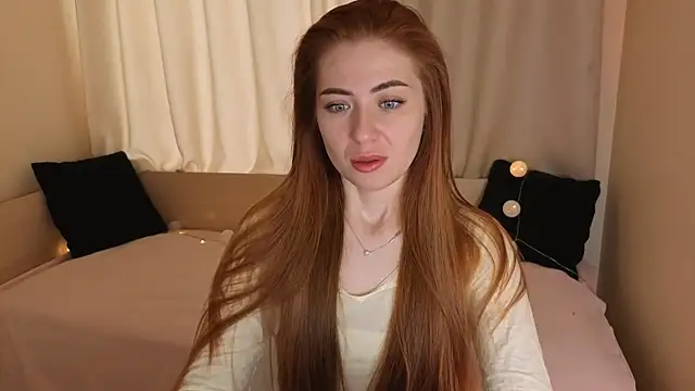 Adelyna Bird online show from December 21, 7:34 am