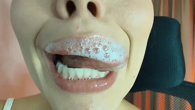 lisbet21x online show from April 21, 10:17 pm