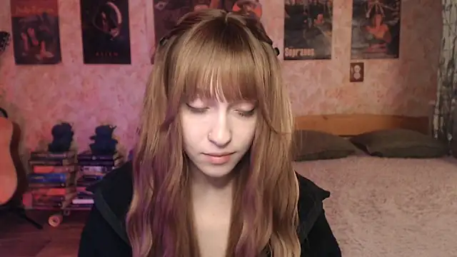 Friendly Ellie online show from April 15, 11:16 pm